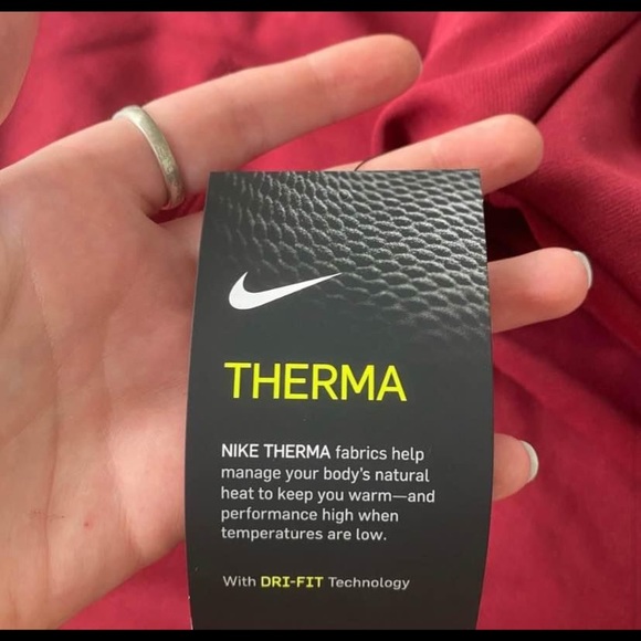 Cleveland Cavaliers Therma Sweatshirt - New with tags - Picture 5 of 5